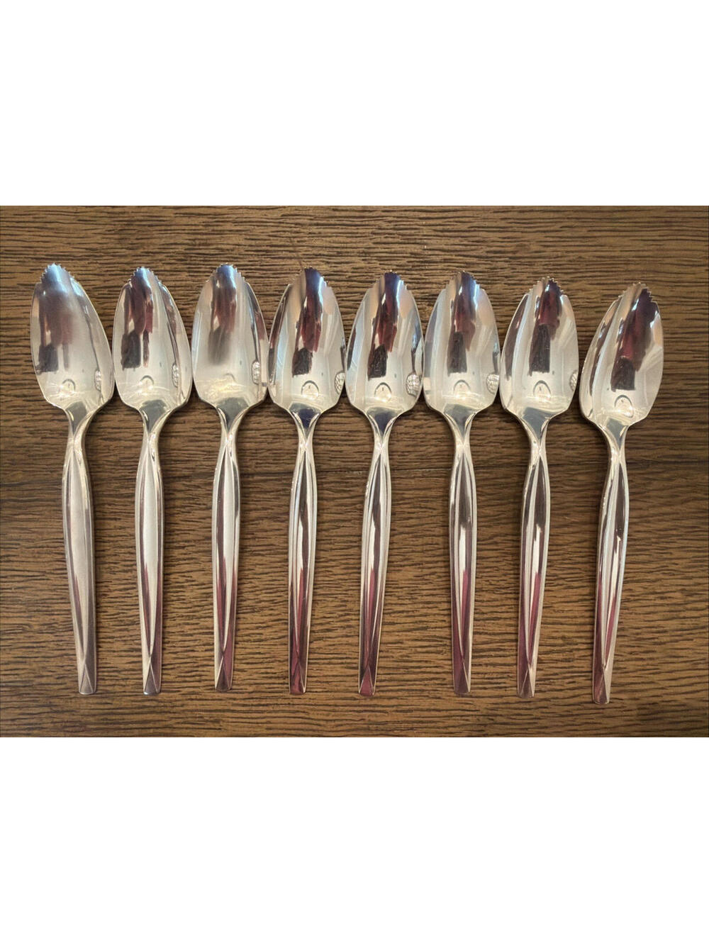 WM Rogers MFG Co. Silverplate “Lines” Grapefruit Spoons – Set of 8 Vintage